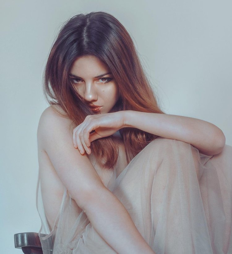 Стефани Гонсалес голая