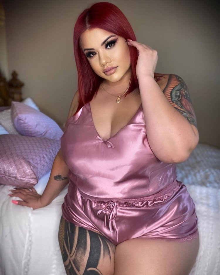 Стефания Виада модель