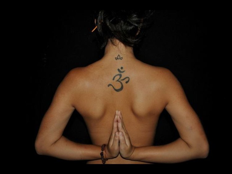 Анфиса Чехова топлесс в Греции