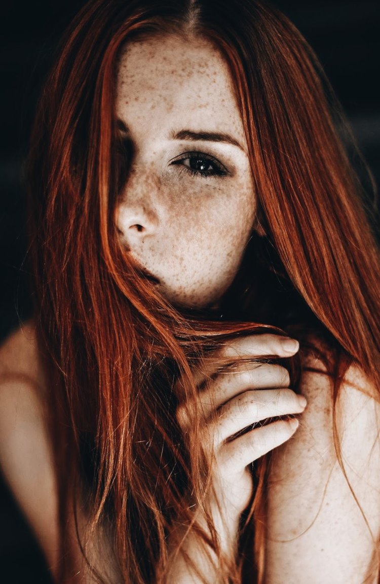 Рыжая бесстыжая с веснушками