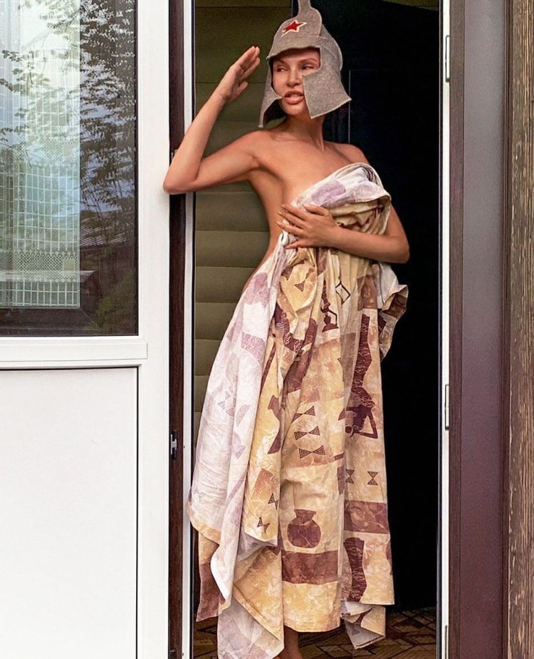 Эвелина блёданс маски шоу