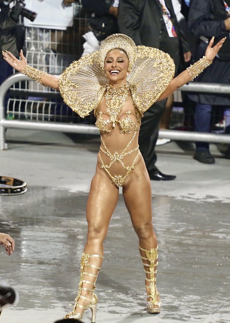 Валя карнавал 18