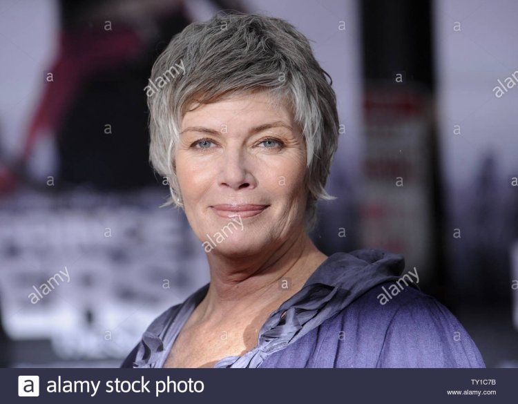 Келли Брук в купальнике 2016