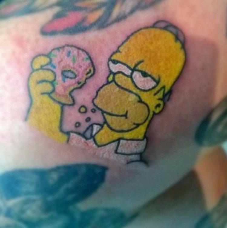 Мардж симпсон тату