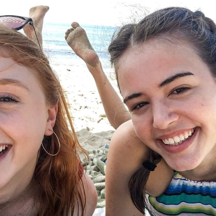 Джульетт Анджело ножки