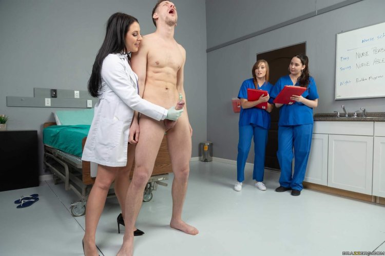 Голые призывники без трусов