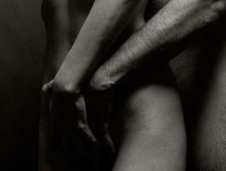 Укусить его за попу