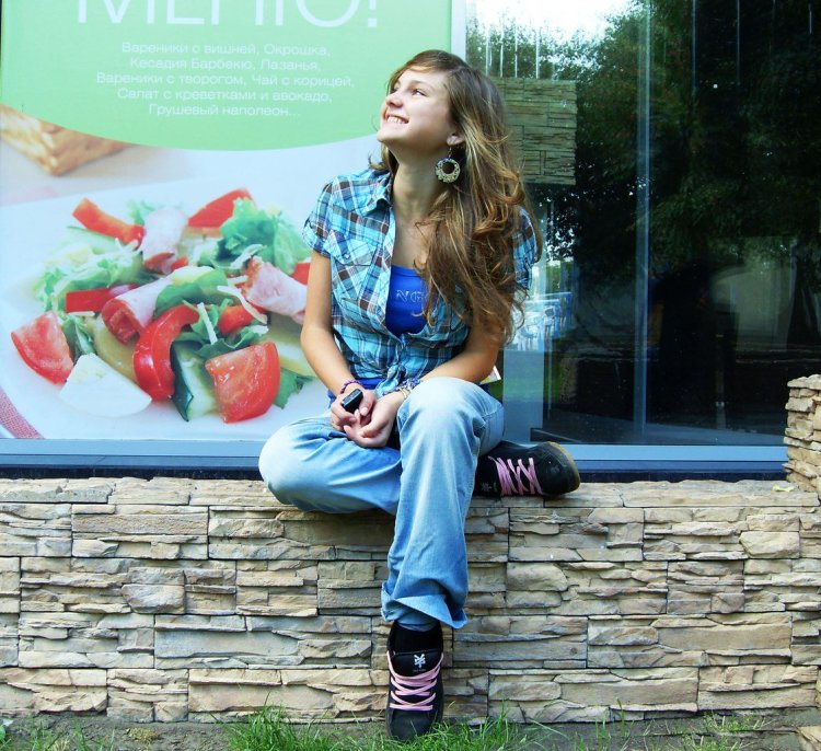 Айза Долматова в купальнике