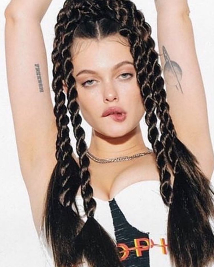 Лиза Анохина 2021