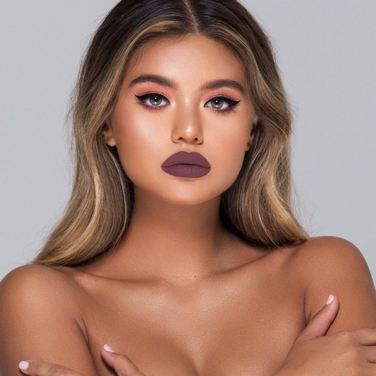 Модель софия джамора