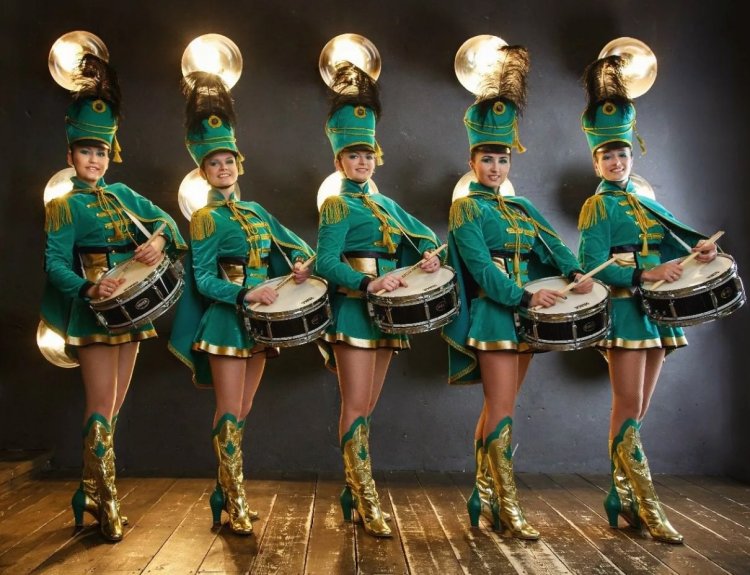 Пионер СССР барабанщица