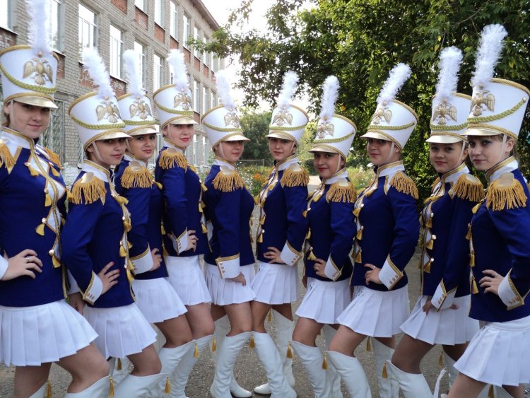 Барабанщица Мажоретка