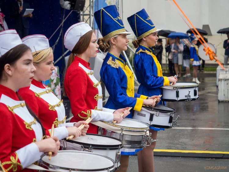 Барабанщицы юбочки