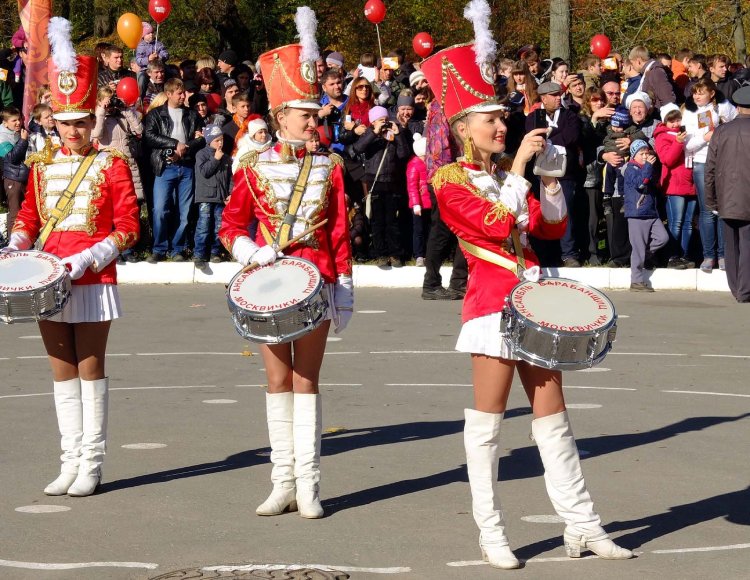 Шоу/ансамбль барабанщиц "emotion"