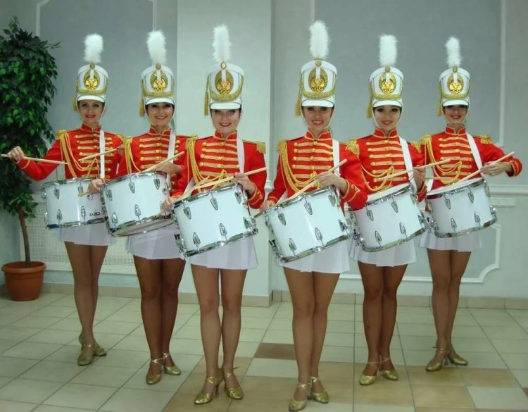 Шоу барабанщиц