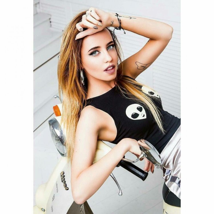 Надя Дорофеева