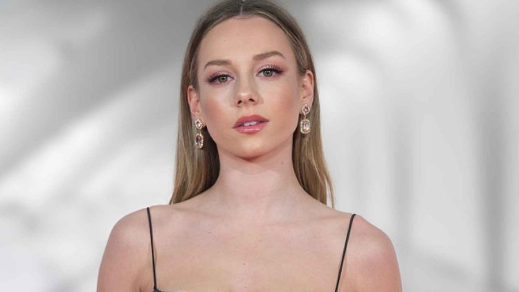 Эстер Эспозито элита