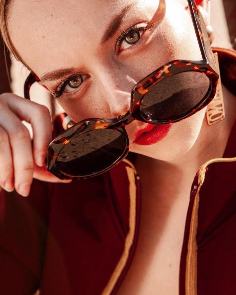 Ester Exposito INSTYLE