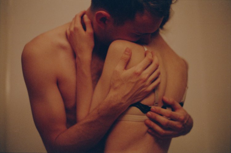 Худой торс селфи