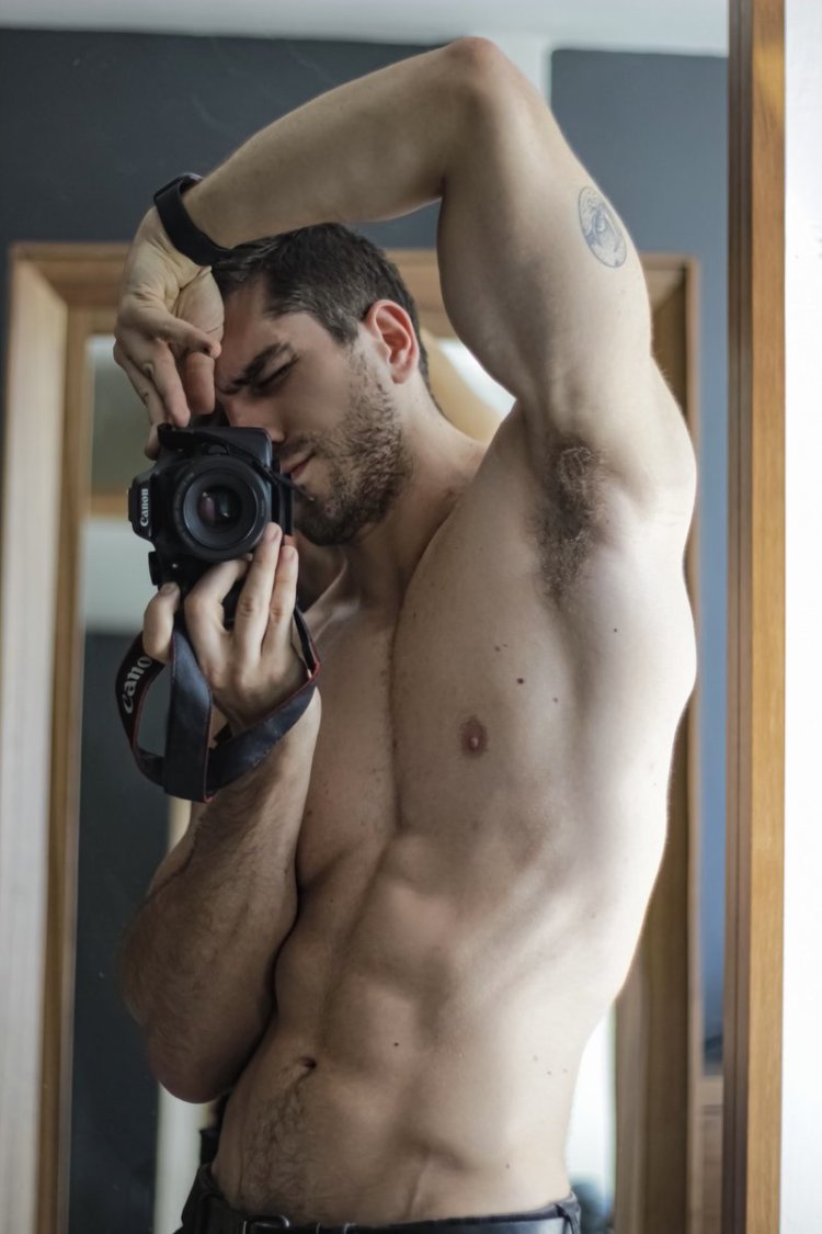 Ник Джонас селфи