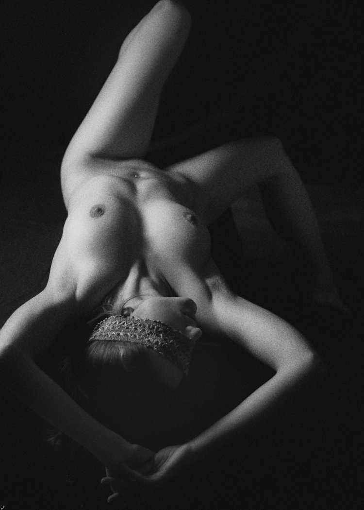 Связанные девушки бдсм