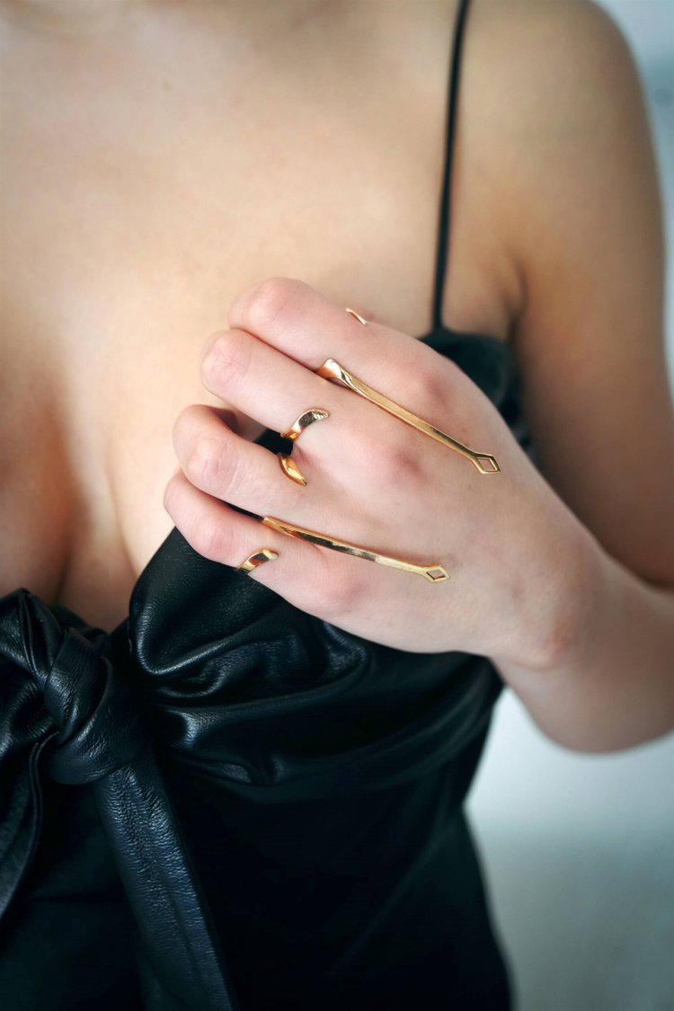 Джоуи Кинг голая в фильме