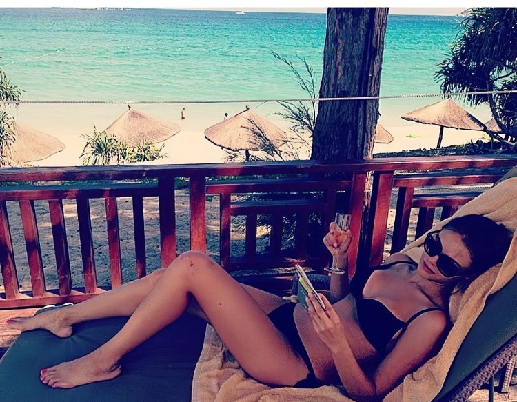 Яна Рехлицкая фейк