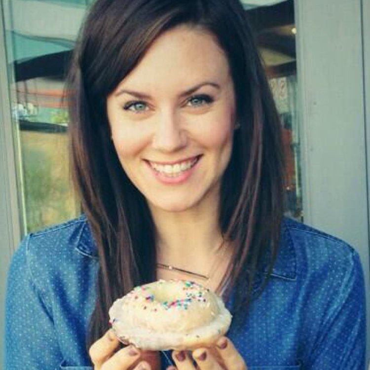 Кэти фезерстон