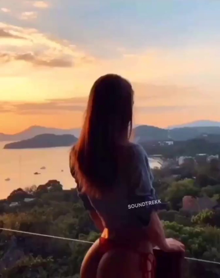 Светлана Билялова попка