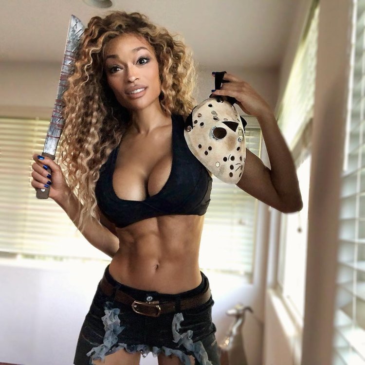 Stefanie Moon (Стефани Мун)