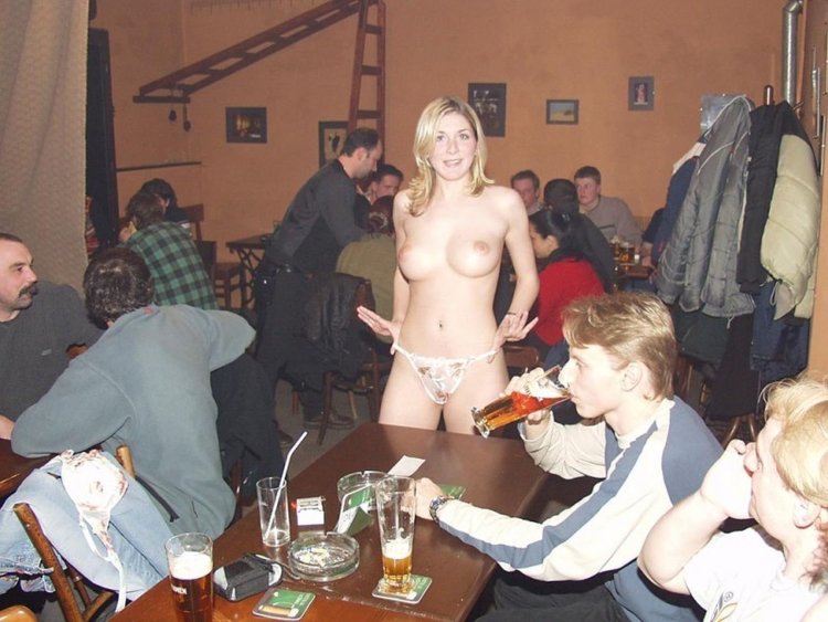 Тотальное раздевание при приеме на работу эротические фото