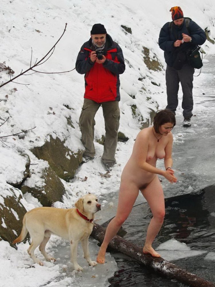 Моржи крещение нагишом