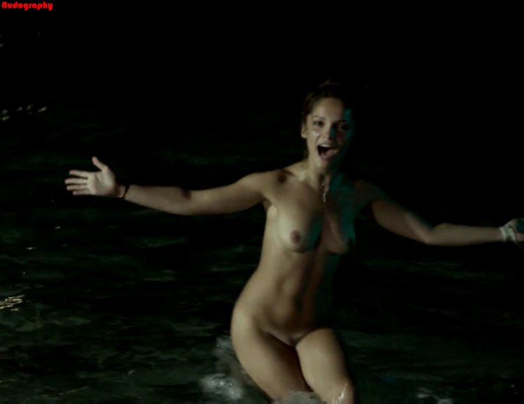 Этот неловкий момент голая лола ле ланн