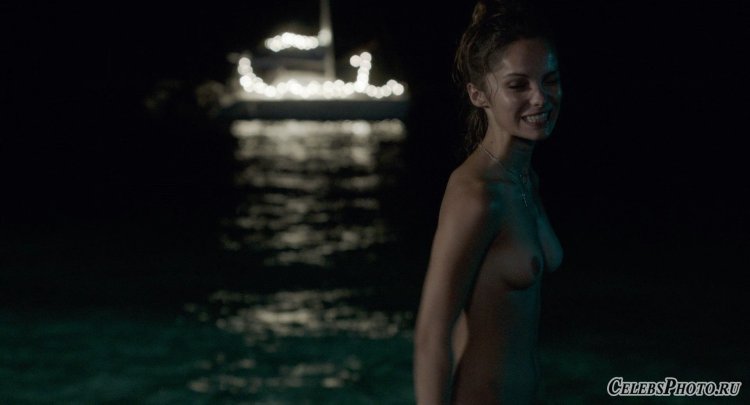 Актриса Лола Ле Ланн голая