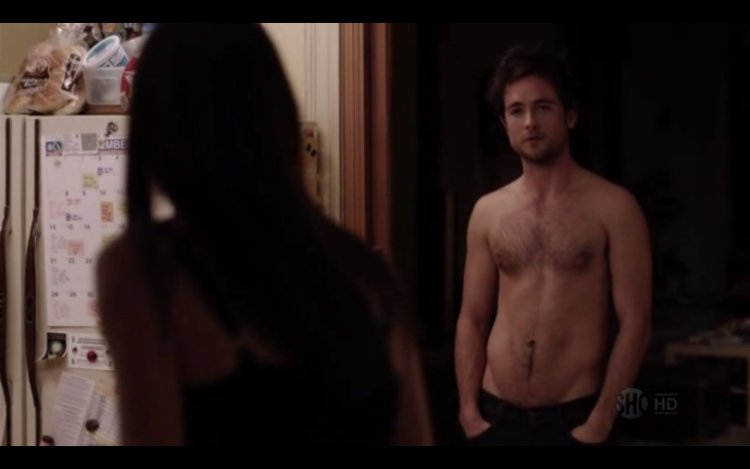 Актер сериала бесстыжие Джастин Чэтвин