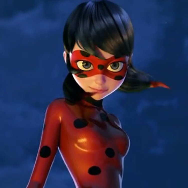 Марине Дюпен Чен в Нижнем белье