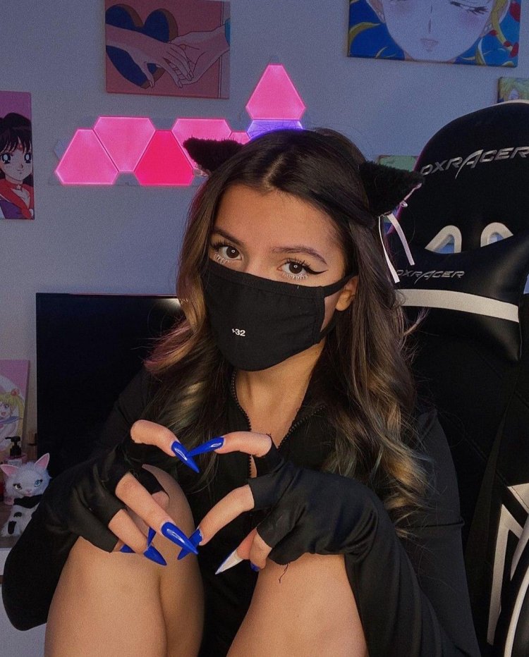 Амина тендерлибае без маски 2020