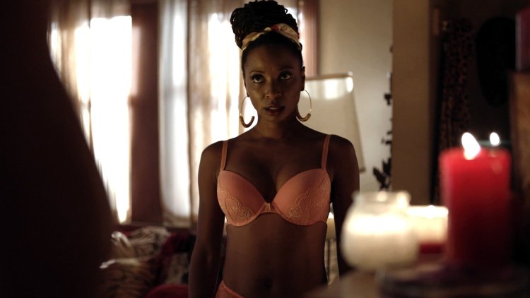 Исидора Горештер сиськи