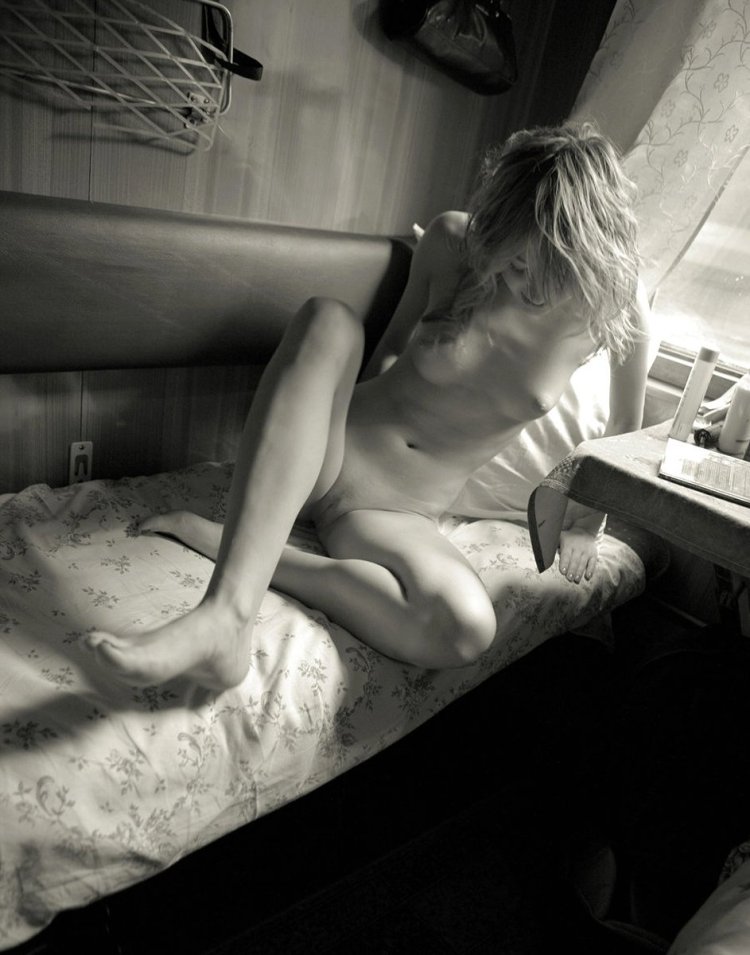 Pavel Kiselev поезд ню