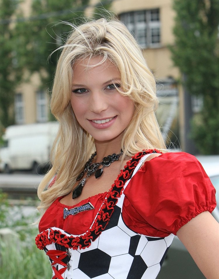 Модель Сара бранднер