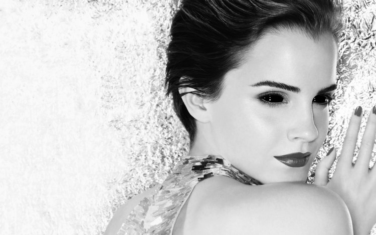 Эмма Уотсон 14+