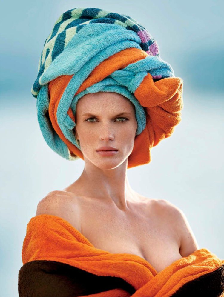 Анна Вялицына Louis Vuitton