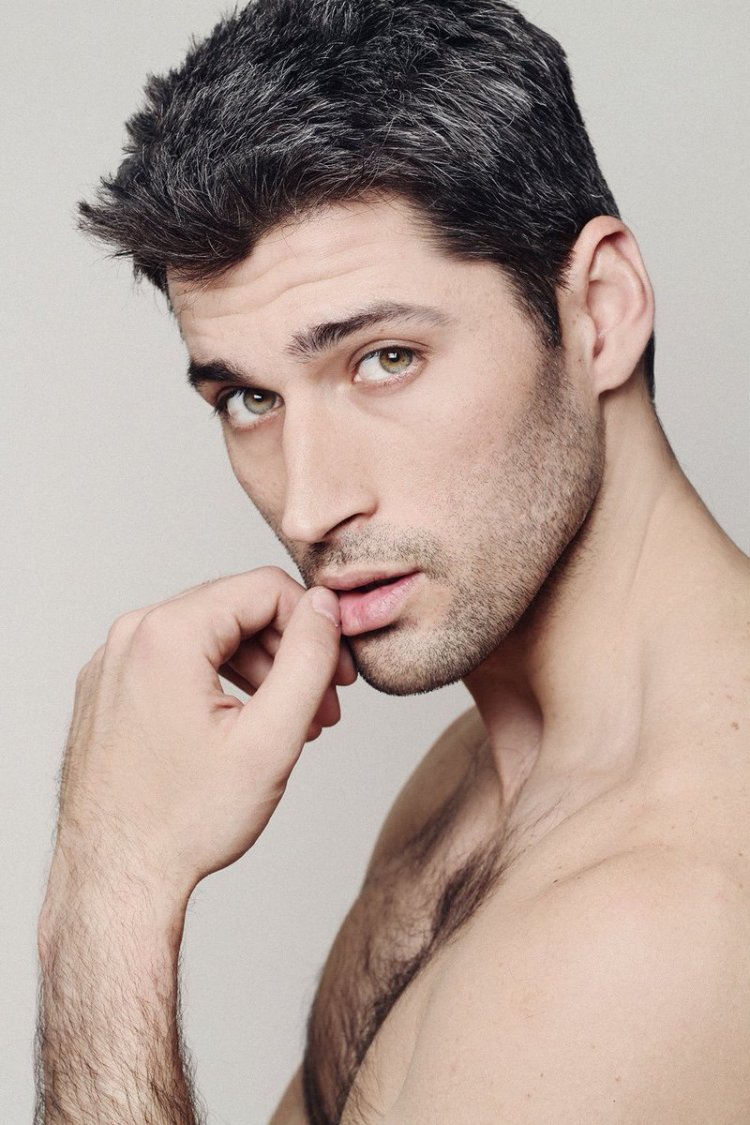 Фото Алексис Папас модель