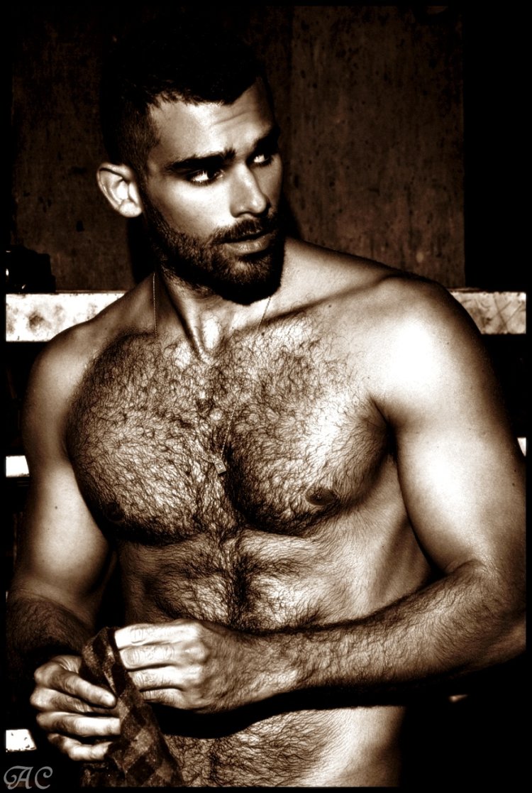 Хаири Хусеин