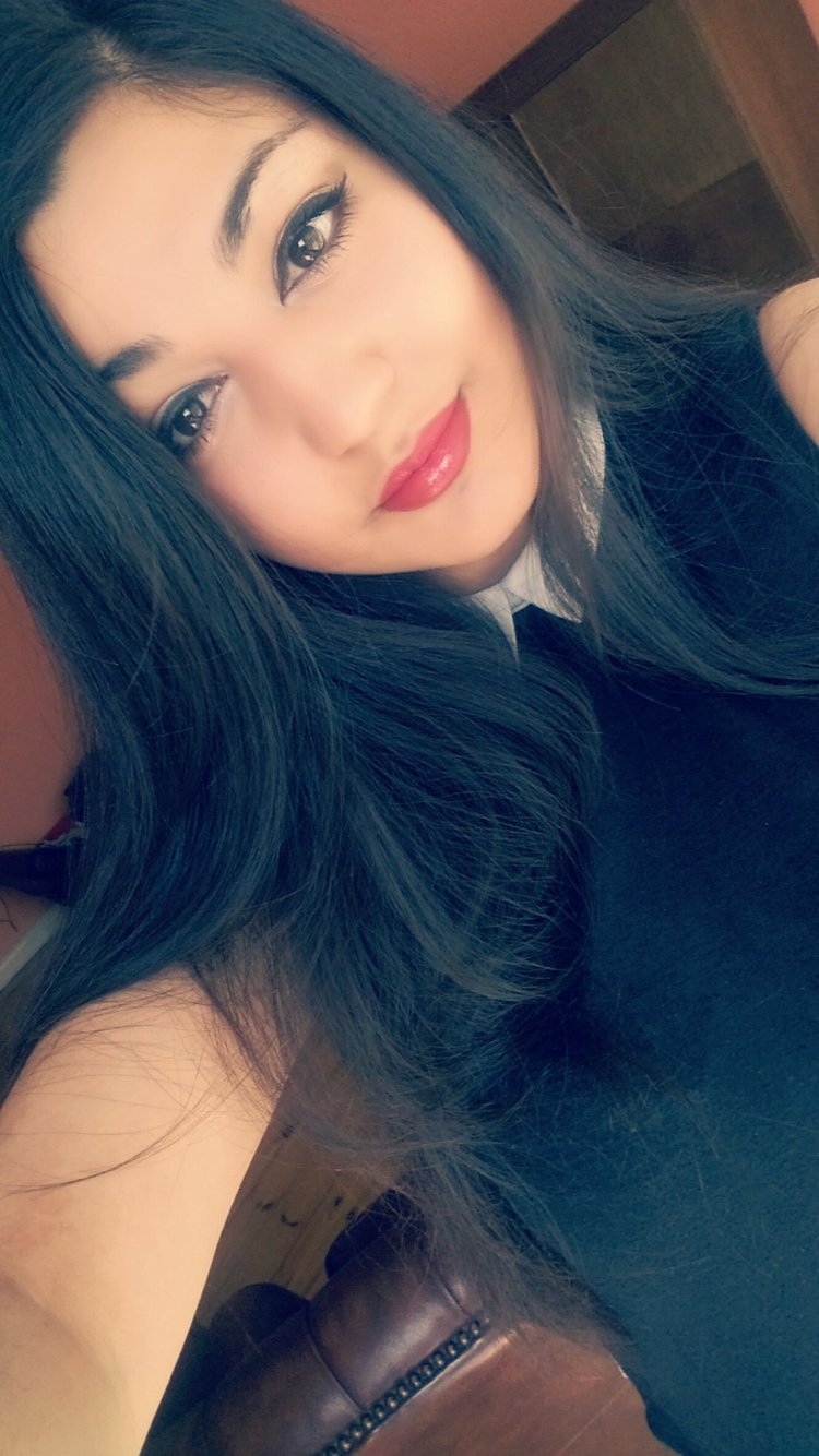 Обычные кавказские девушки