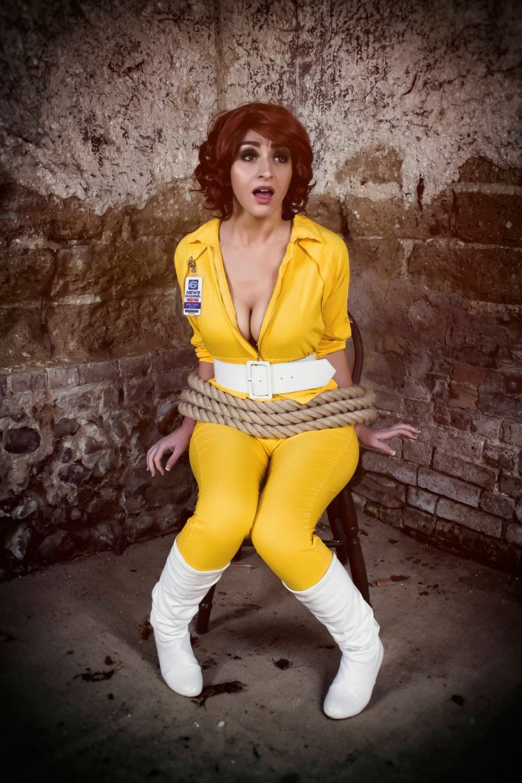 April o'Neil актриса