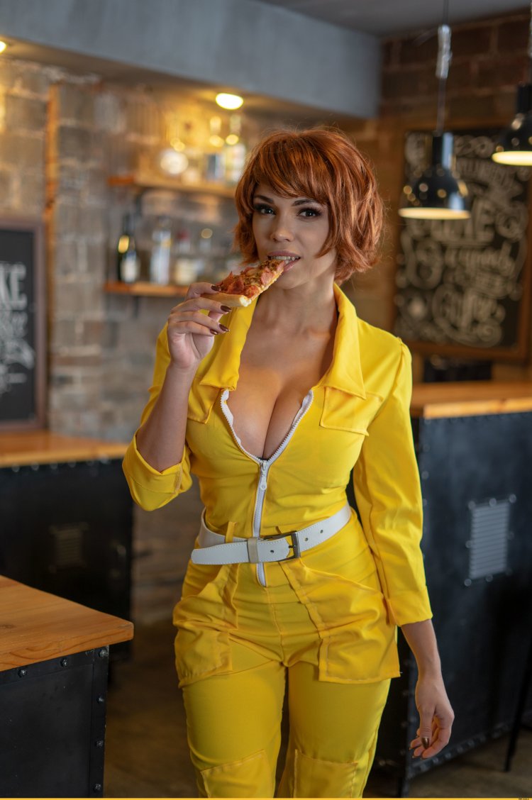 Хелли фон Валентайн Disharmonica 2020