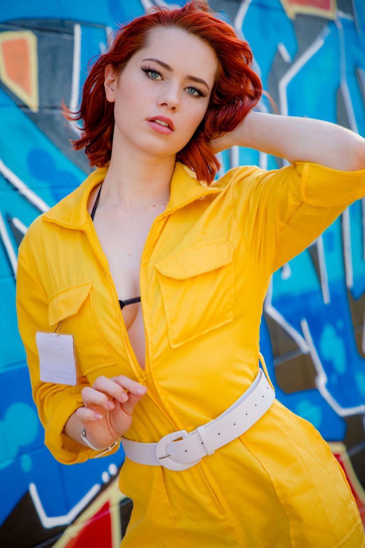 Лада Люмос косплей Эйприл о Нил