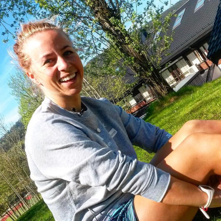 Тириль Экхофф в купальнике