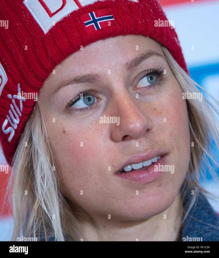 Тириль Экхофф ножки